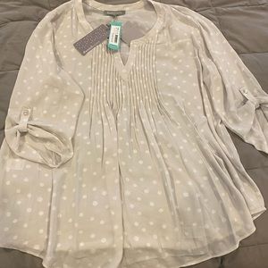 Daniel Rainn Maternity top in XL